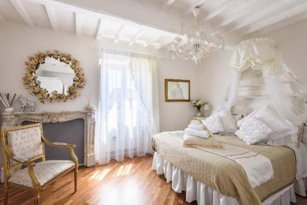Appartamento Incantevole Nel Centro Di Arezzo Zewnętrze zdjęcie
